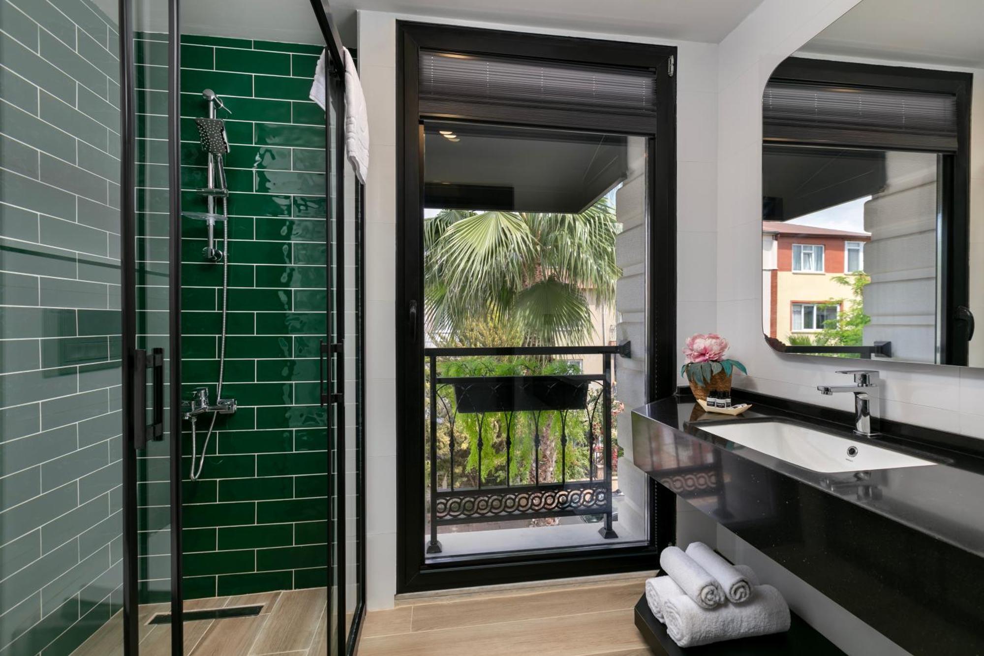 Ella Suites Hotel Antalya Bagian luar foto